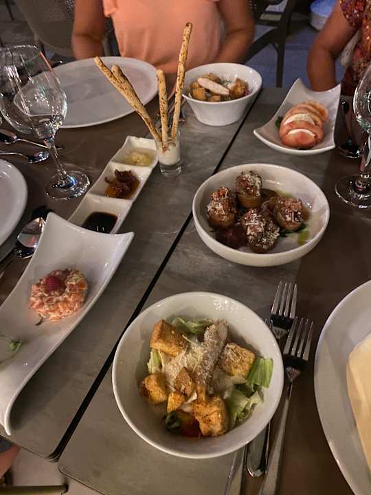 Gastro Delphin Deluxe Resort
