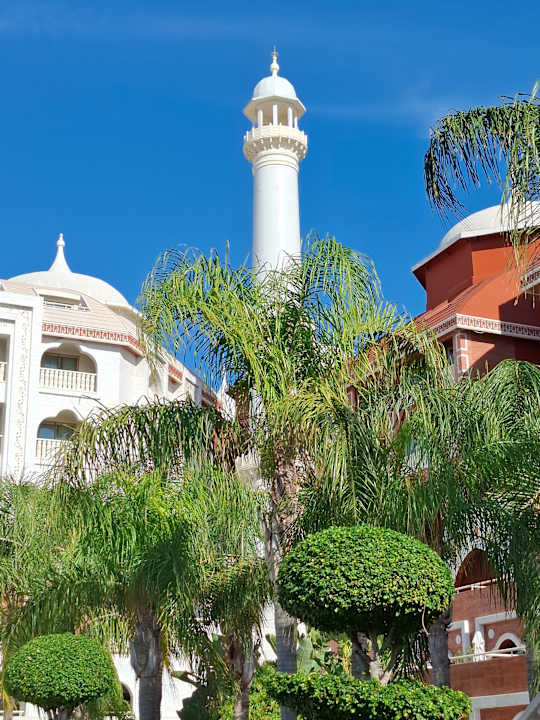 Gartenanlage Royal Taj Mahal Hotel