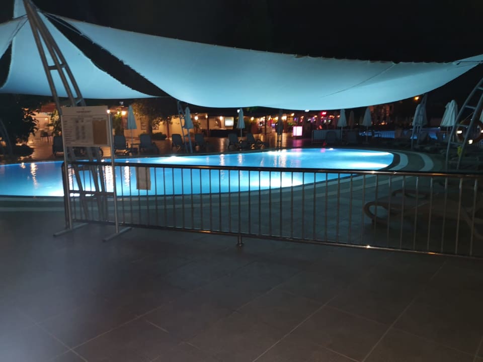 Pool VONRESORT Golden Beach