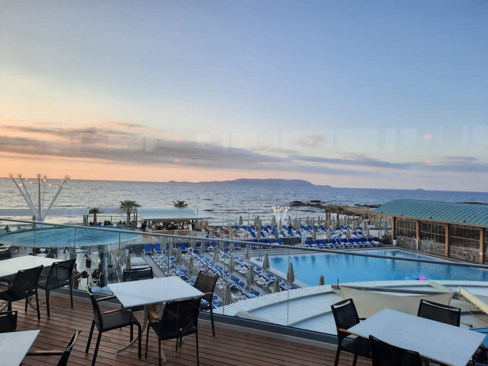 Gastro Arina Beach Resort