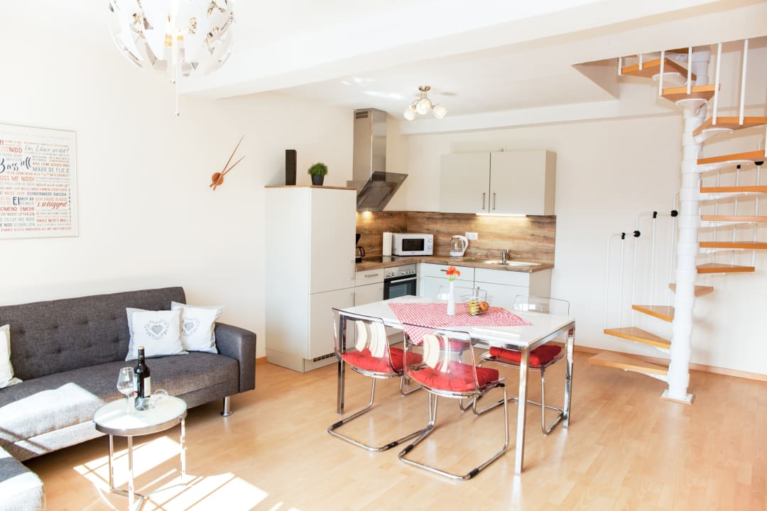 Zimmer Landhaus im Rinnetal: Ferienwohnung Rapunzel