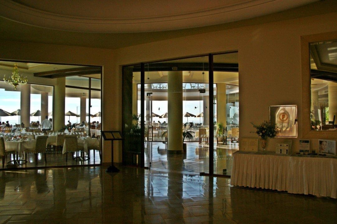 Eingang Hauptrestaurant Atrium Prestige Thalasso Spa Resort & Villas