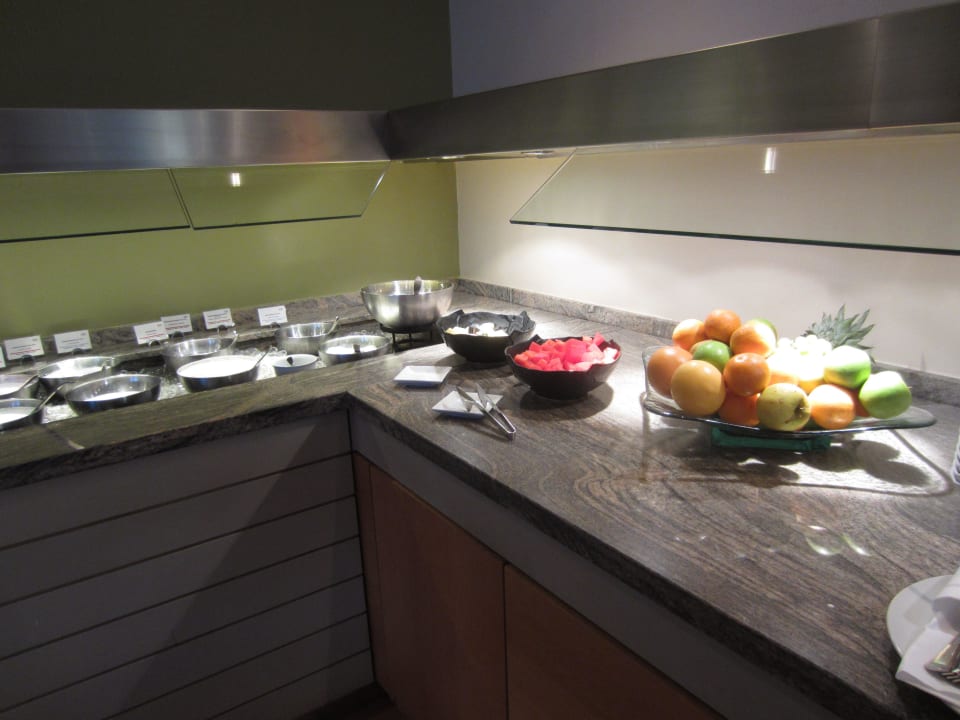 Frühstücksimpressionen Leonardo Hotel Hamburg Airport