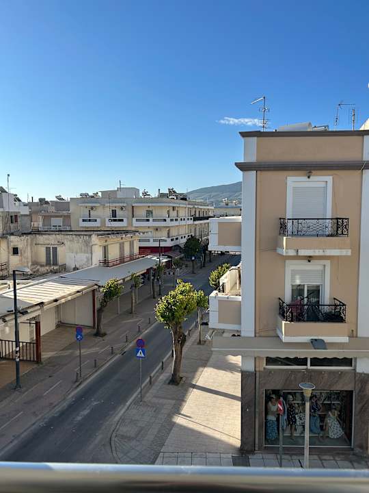 Zimmer Paritsa Hotel