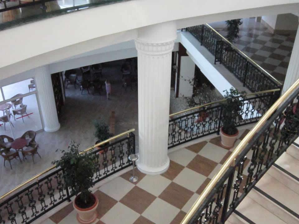 Treppen hinunter  Trendy Aspendos Beach Hotel