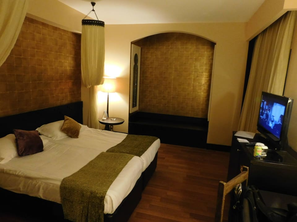 Zimmer vom Eingang fotografiert Spice Hotel & Spa