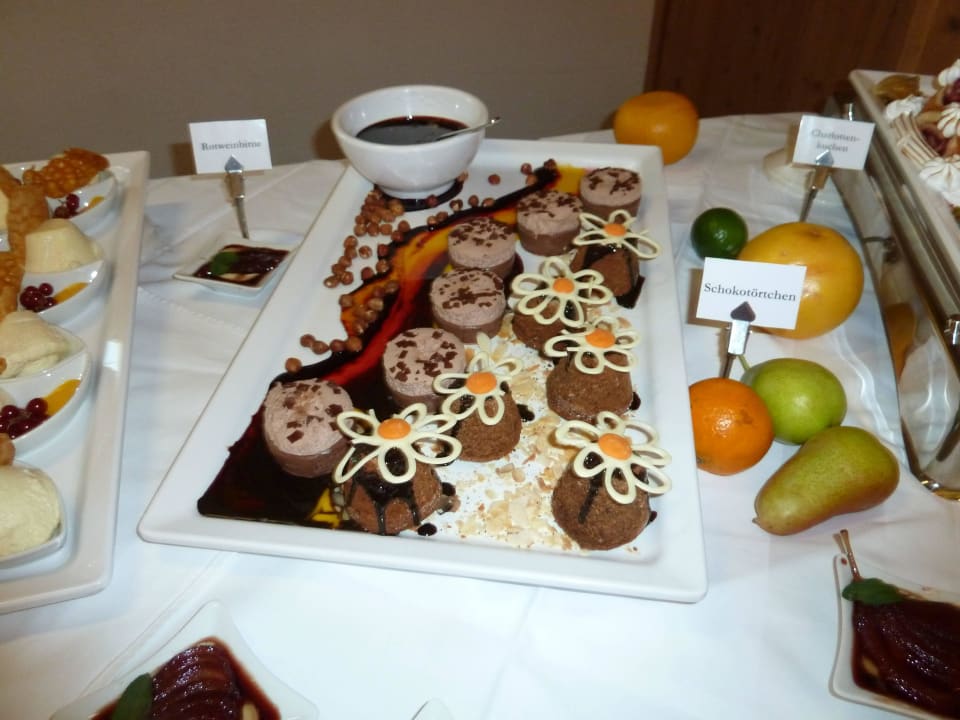 Nachspeisenbuffet  Hotel AlpenSchlössl