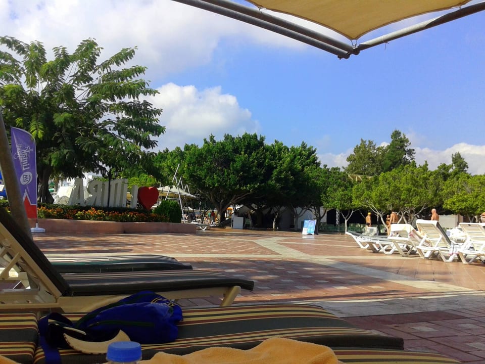 Территория отеля Limak Limra Hotel & Resort