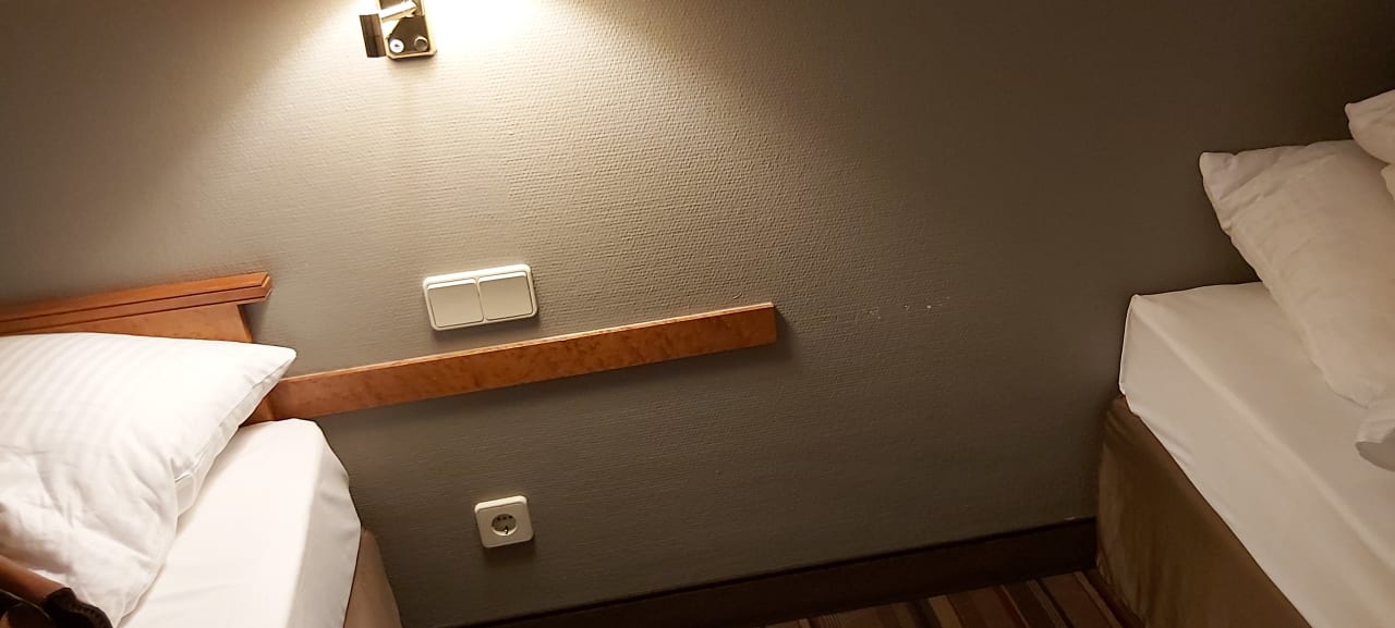 Zimmer Leonardo Hotel Hamburg Airport