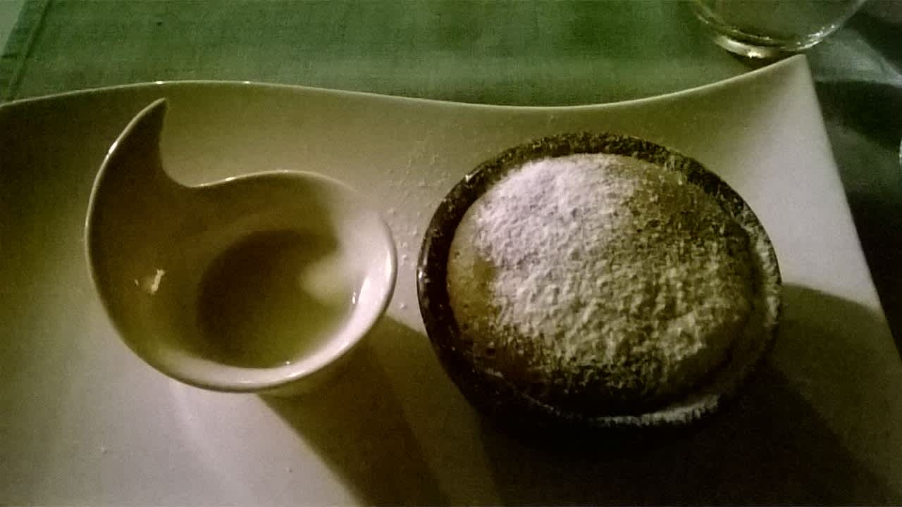 Gastro Acanthus Cennet Barut Collection