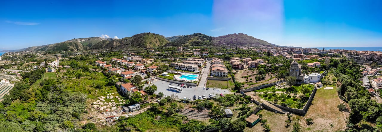 Außenansicht Sentido Michelizia Tropea Resort