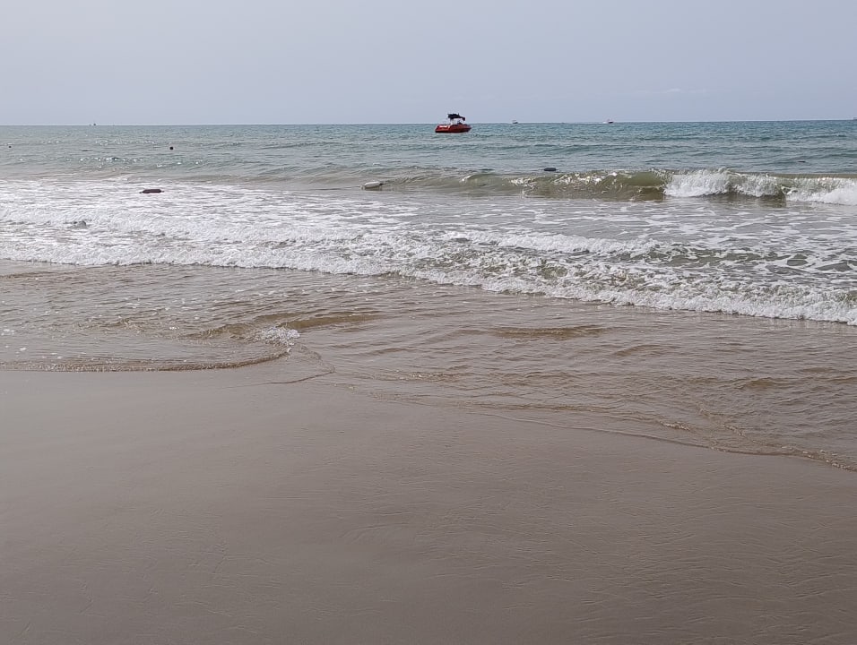 Strand Royal Taj Mahal Hotel