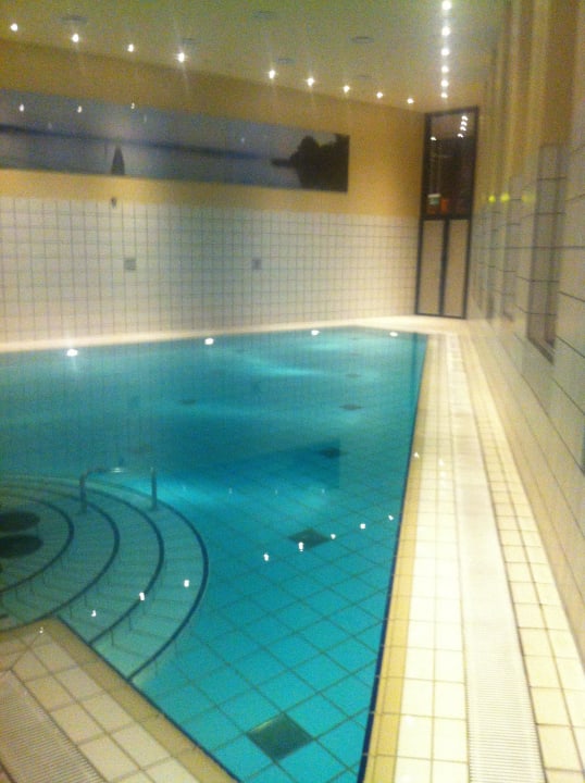 Poolbereich existiert nicht mehr/Info Dezember`21 Sheraton Berlin Grand Hotel Esplanade