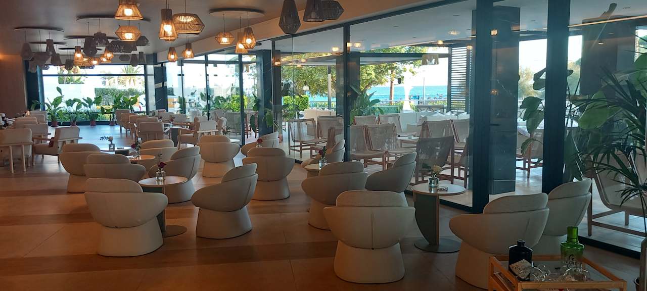 Gastro Hotel Serrano Palace