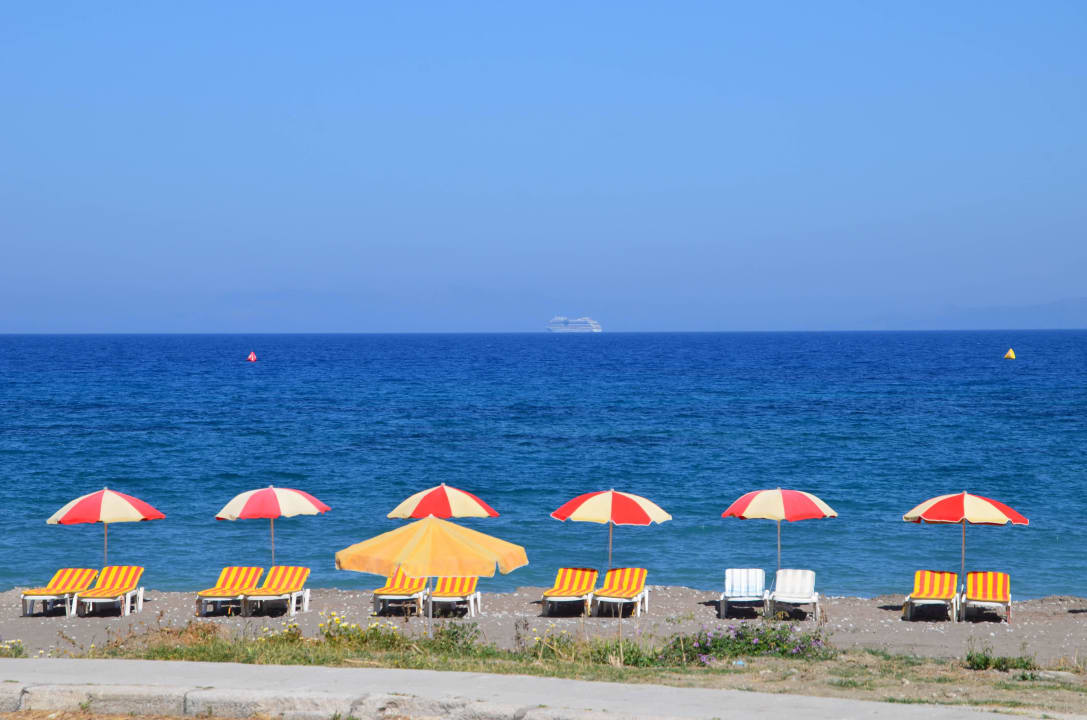 In Reih und Glied Sol Cosmopolitan Rhodes