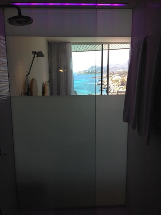 Aus der Dusche ins Zimmer + Strand Son Moll Sentits Hotel & Spa