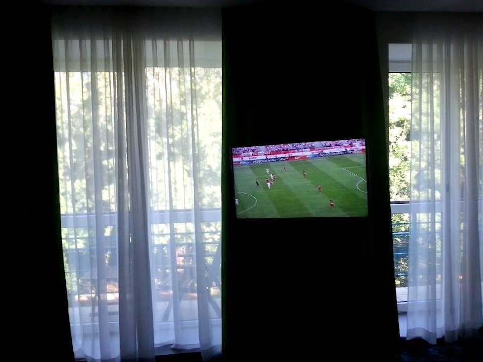 Tv Villa Park Med. & SPA