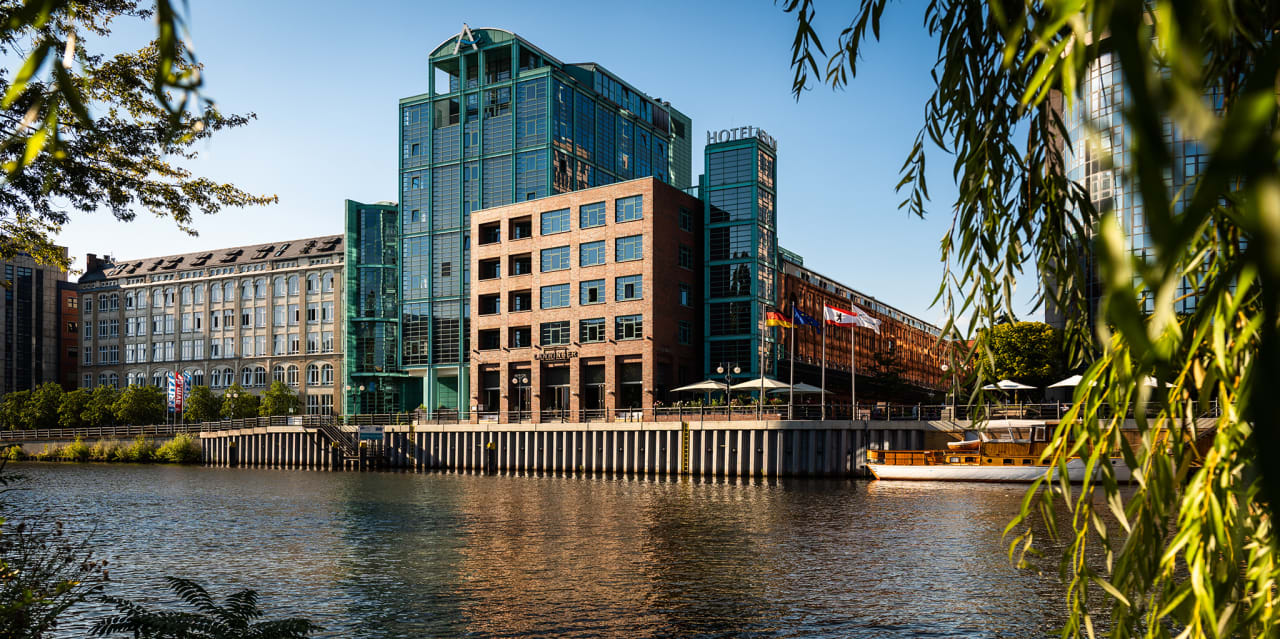 Außenansicht AMERON Berlin ABION Spreebogen Waterside