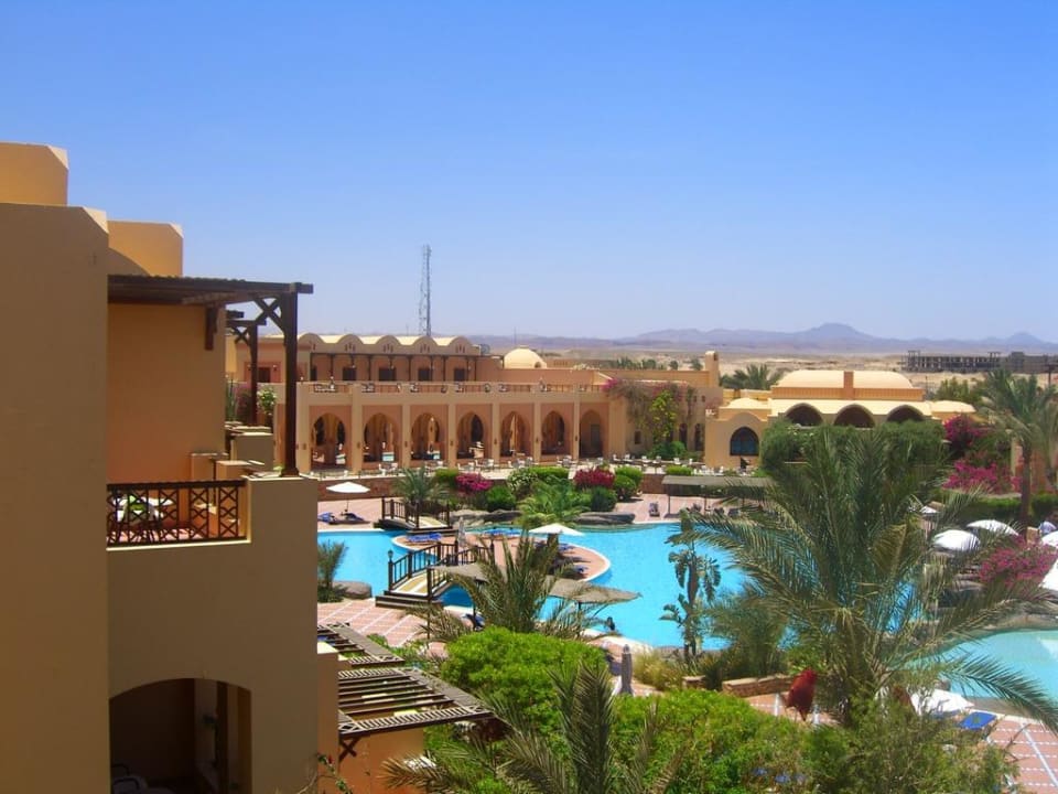 Blick über die Anlage Steigenberger Coraya Beach - Adults only