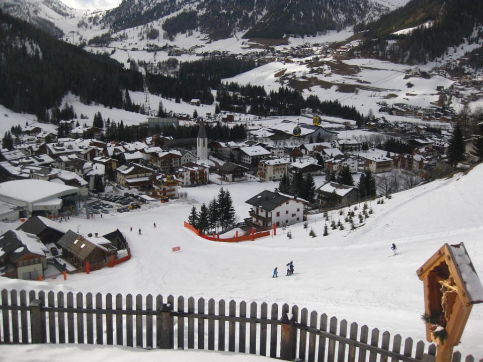 View from apartment to cabin station Col Alt Apartments Col da Vent