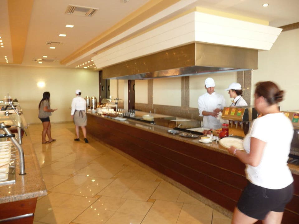 Main-Restaurant Grand Hotel Holiday Resort