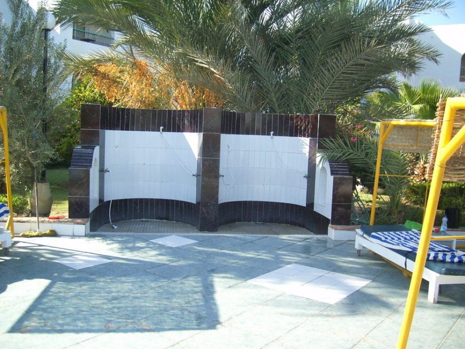 Dusche am Pool Arabia Azur Resort