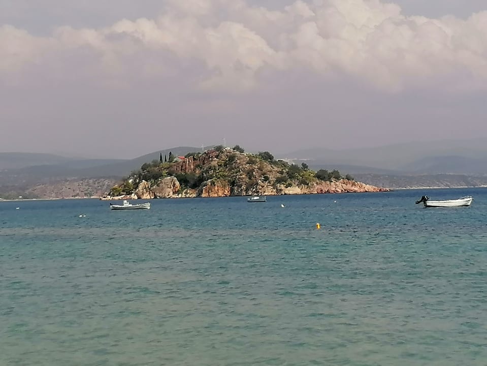 Strand Hotel Golden Moon