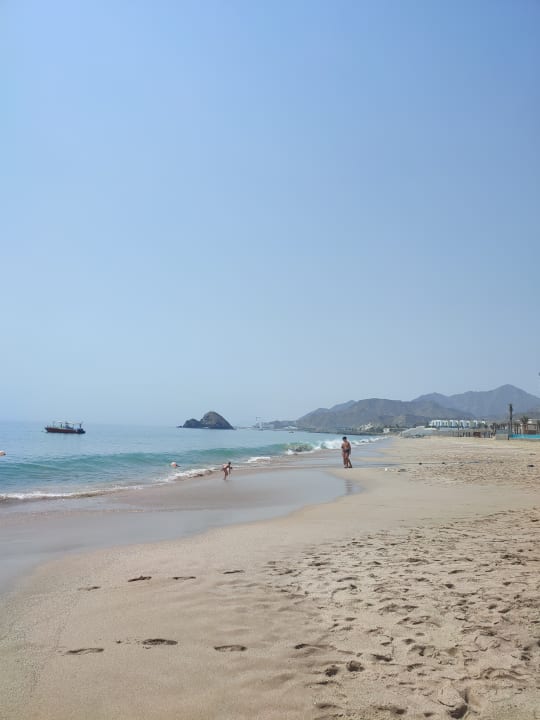 Strand Miramar Al Aqah Beach Resort