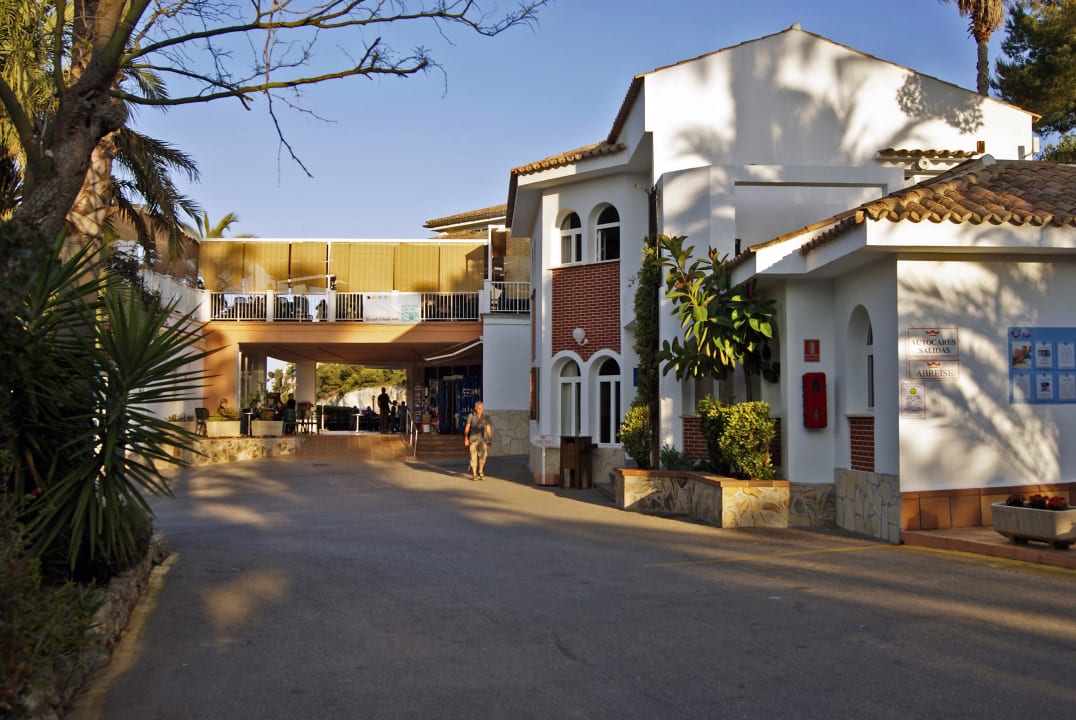 Hauptgebäude/ Rezeption Flipflop Cala Romantica