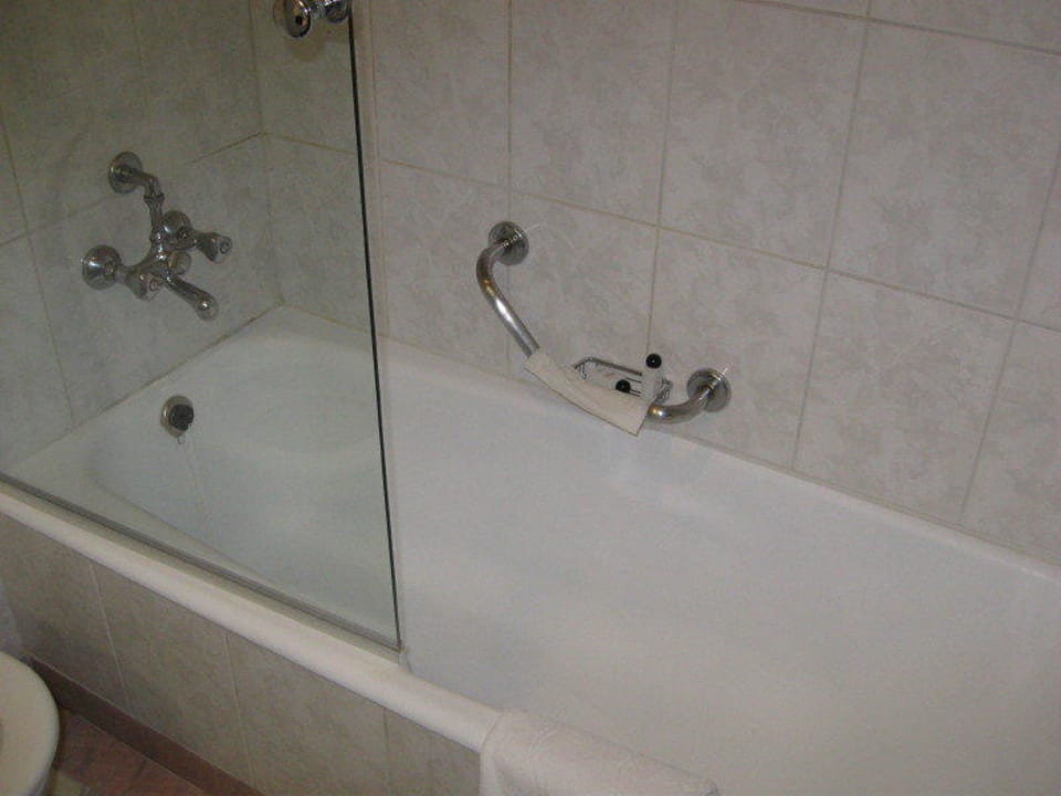 Zimmer 310 - Bad und Dusche Holiday Inn Istanbul Old City