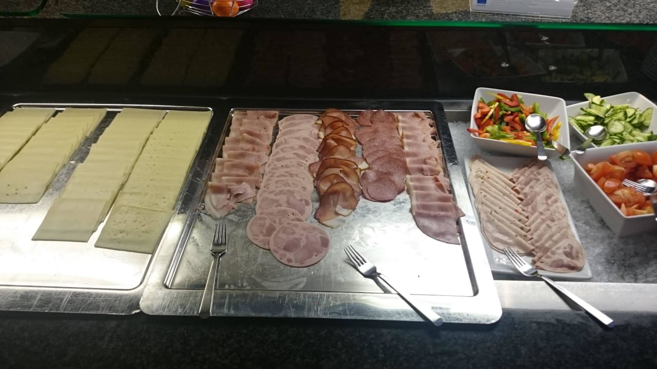 Frühstück TRYP by Wyndham Halle