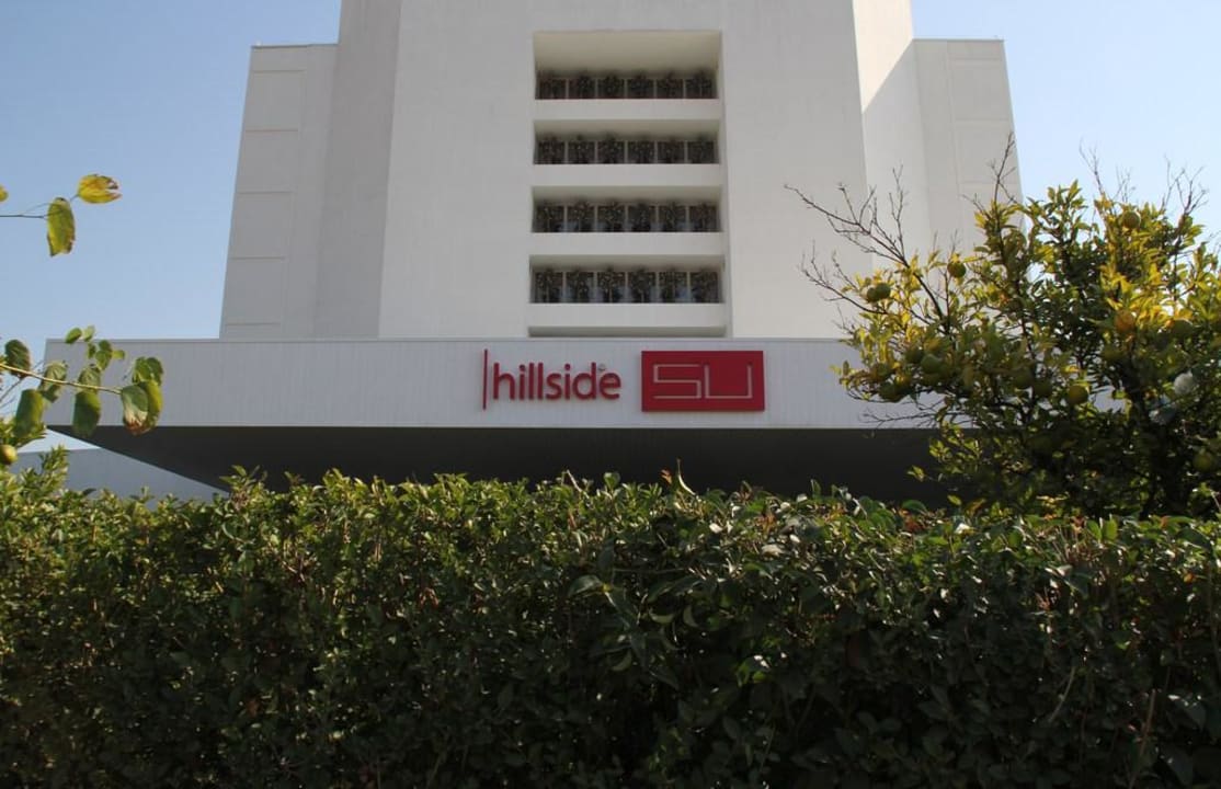 Hotel von vorn Hotel SU & Aqualand