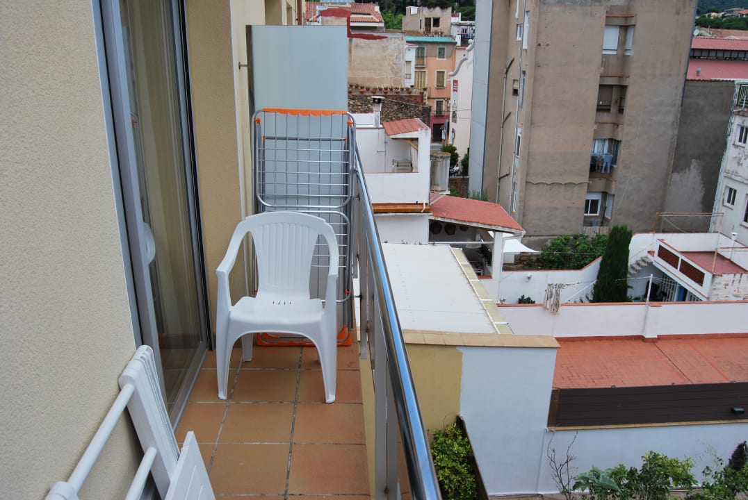 Zimmer Neptuno Apartaments