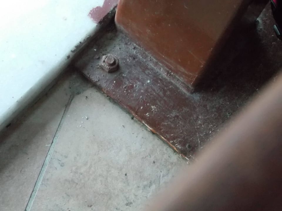 Boden nur dürftig gereinigt Seaden Sea World Resort & Spa