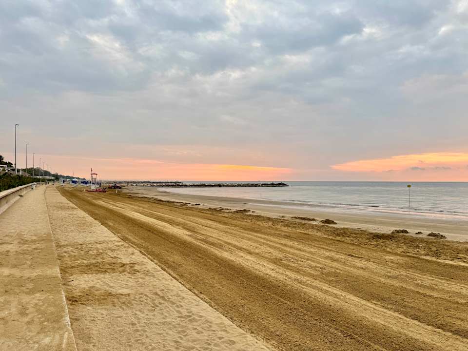 Strand Villaggio San Francesco Mobile Homes by Happy Camp