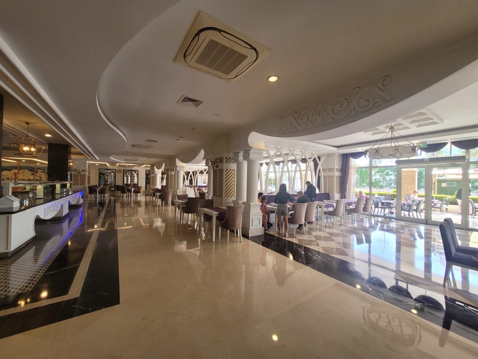 Gastro Mary Hotel Side