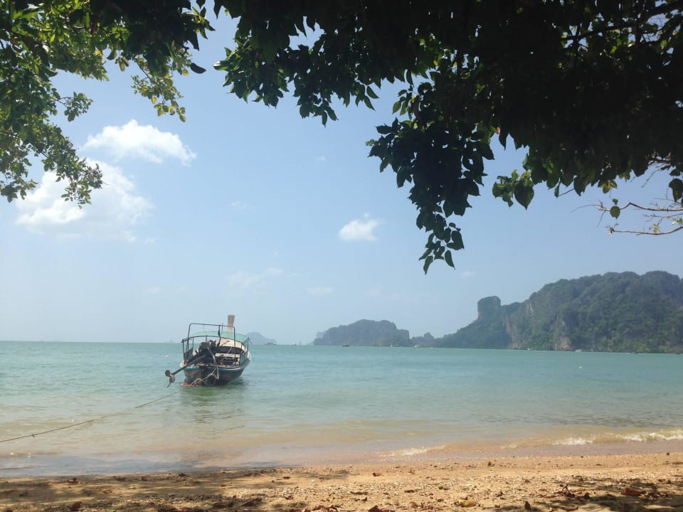 Hoteleigener Strand Avani Ao Nang Cliff Krabi Resort