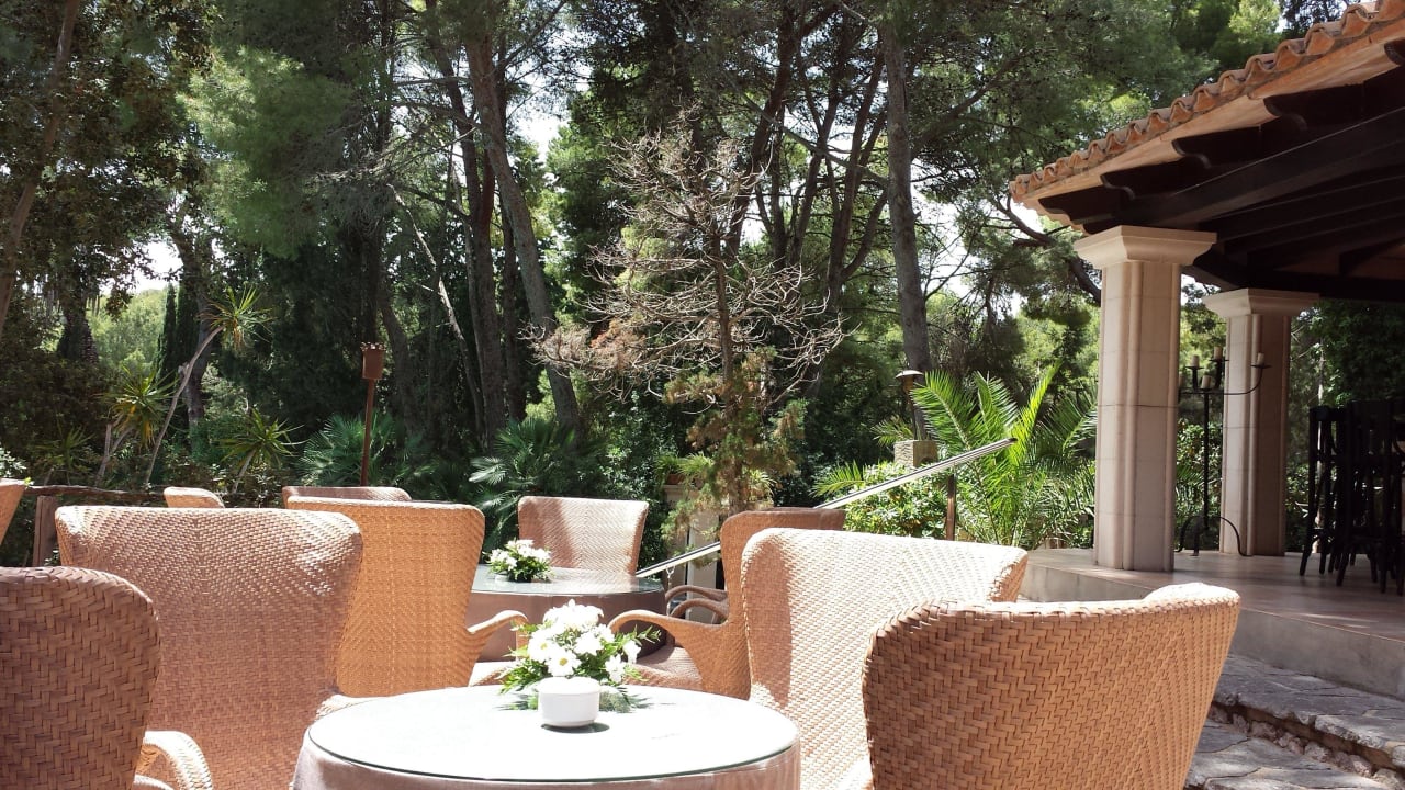 Poolbar Lago Garden