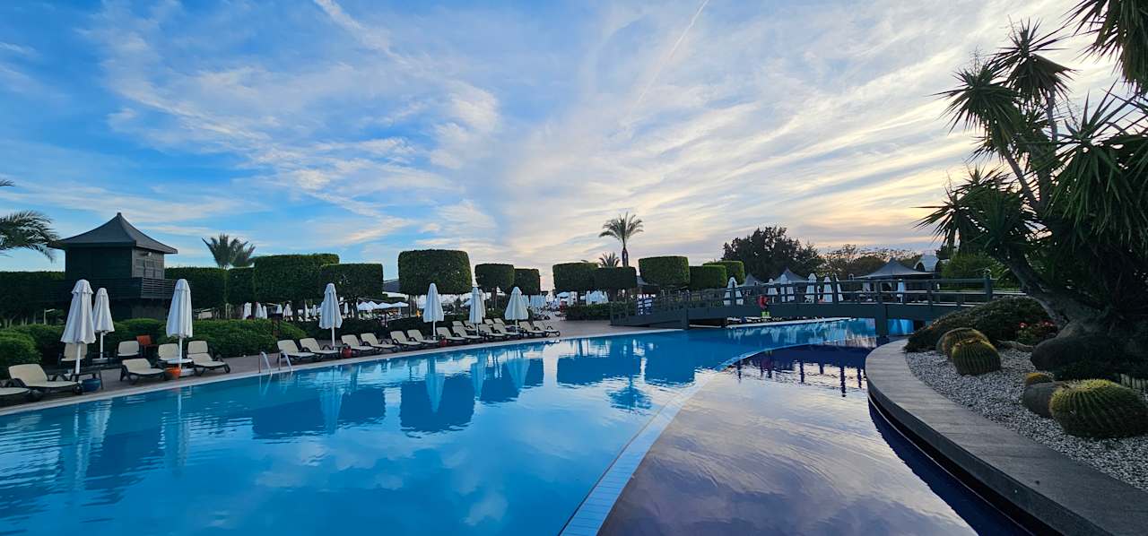 Pool Limak Lara Deluxe Hotel & Resort