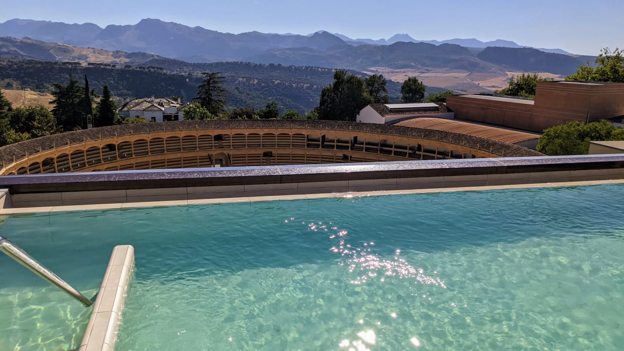 Pool Catalonia Ronda