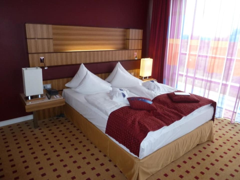 Doppelbett anderes Business Class Zimmer ScanHotels City Rostock