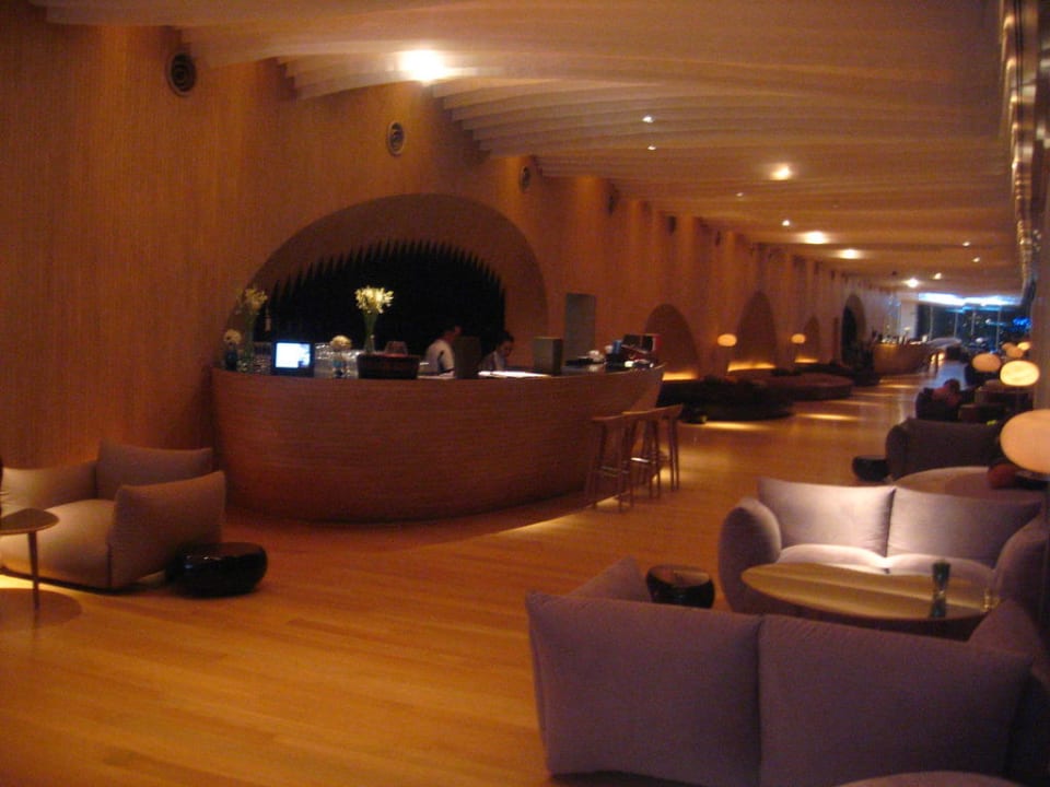 Bar am Abend Hilton Pattaya