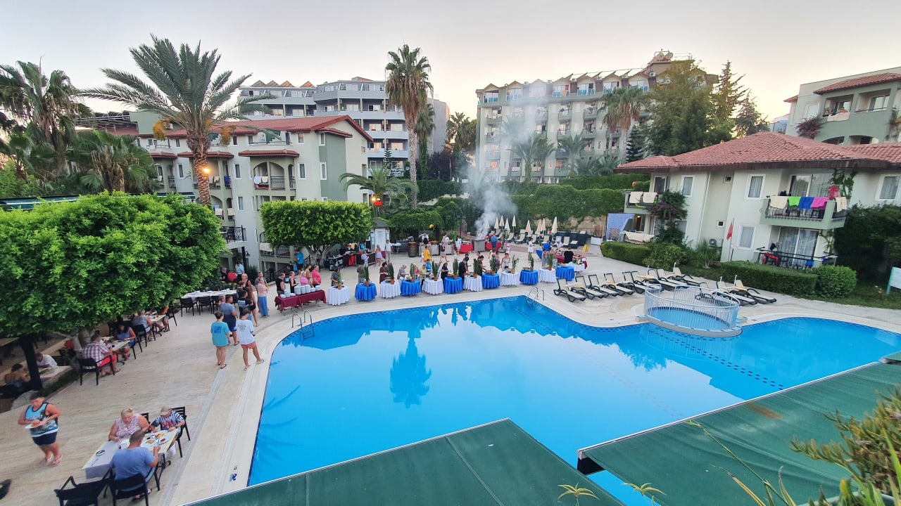 Pool Hotel Gardenia Beach