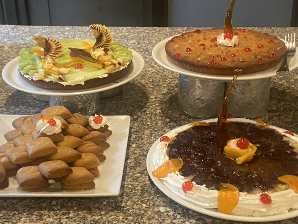 Gastro Eagles Paradise Abu Soma