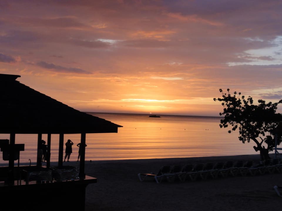 Sonnenuntergang am Strand Hotel Riu Negril