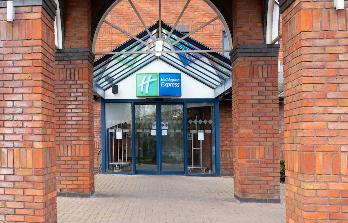 Außenansicht Holiday Inn Express Stafford M6, Jct. 13