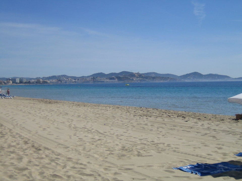 Playa d'en Bossa Richtung Eivissa Stadt FERGUS Style Bahamas
