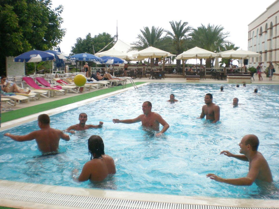 Basen główny Green Paradise Beach Hotel