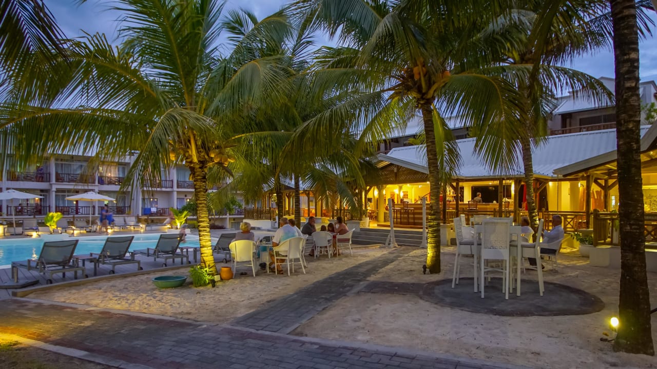 Außenansicht Le Peninsula Bay Beach Resort & Spa