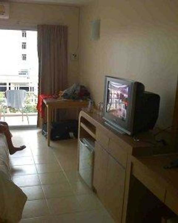 Zur Balkontür Hotel Eastiny Plaza